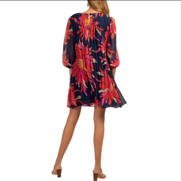 Trina Turk Silvery Floral Multicolor Mini Length Dress Size Large - Picture 3 of 10